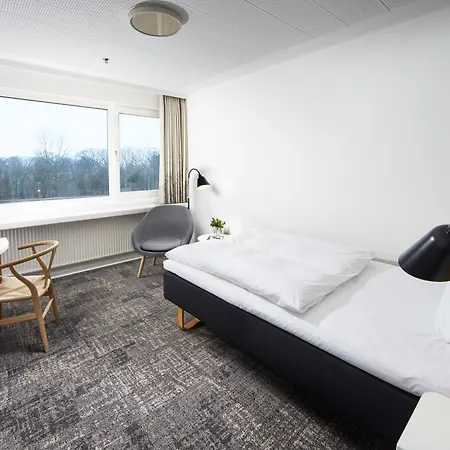 Hotell Trinity Og Konference