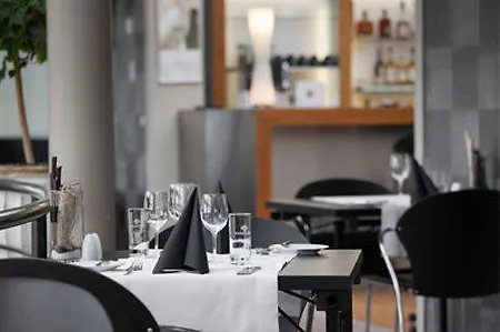 Trinity Og Konference, Bw Signature Collection Hotel