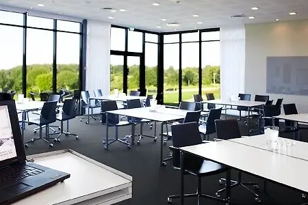 Hotel Trinity Og Konference 4*