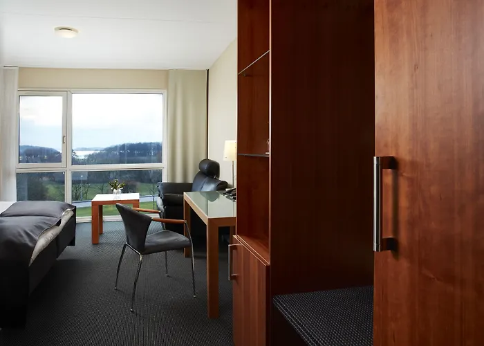 Hotel Trinity Og Konference